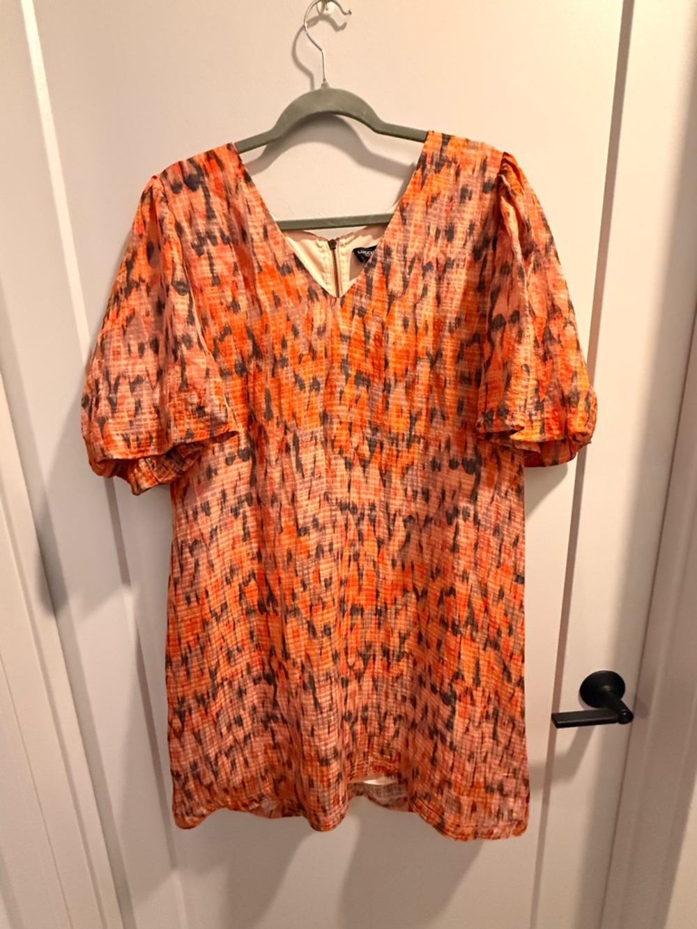 Lucchese Orange and Cream Printed Puff Sleeve Tunic